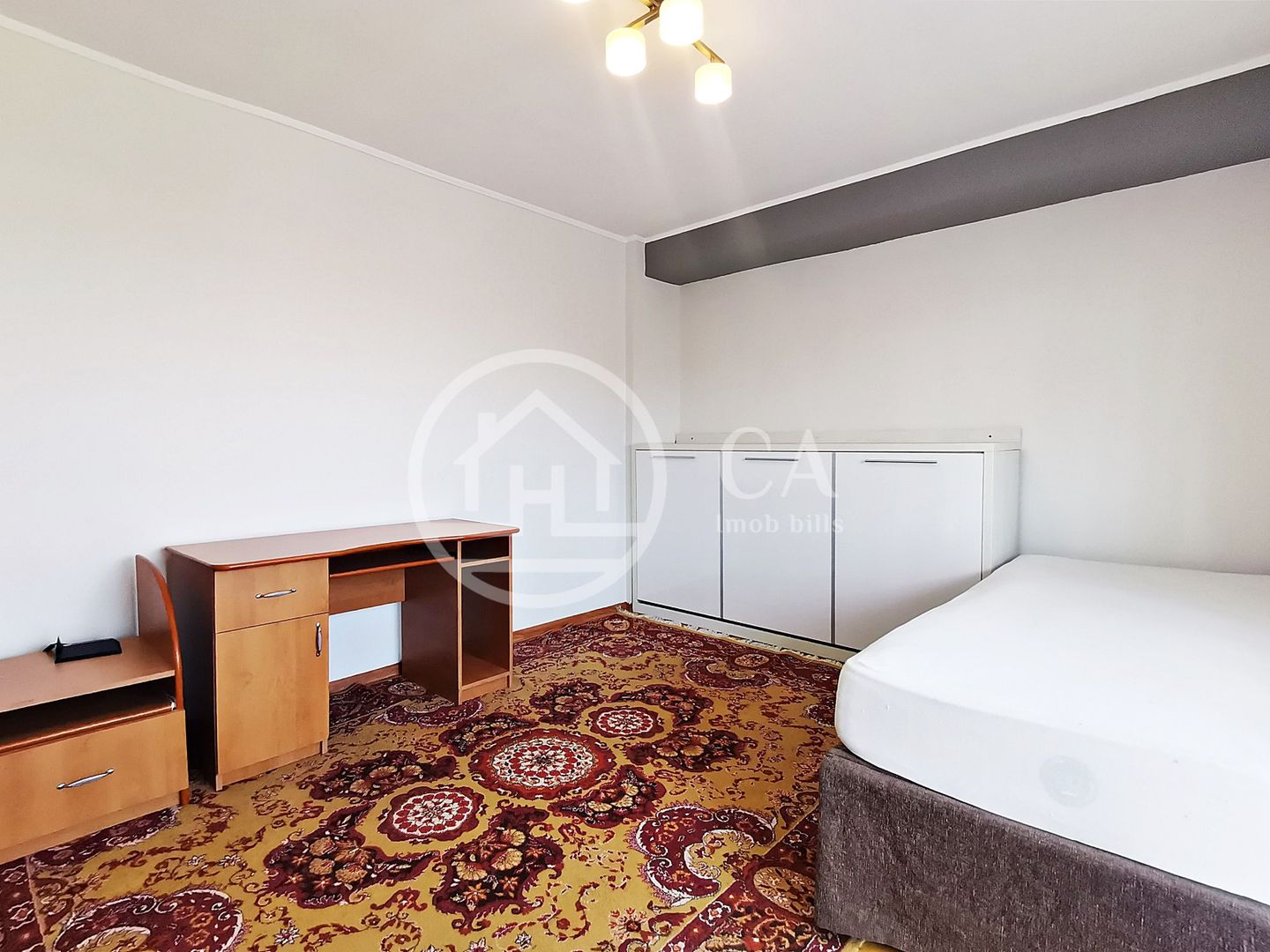 Apartament de inchiriat cu 3 camere in zona Dragos Voda, Oradea - Poză 5