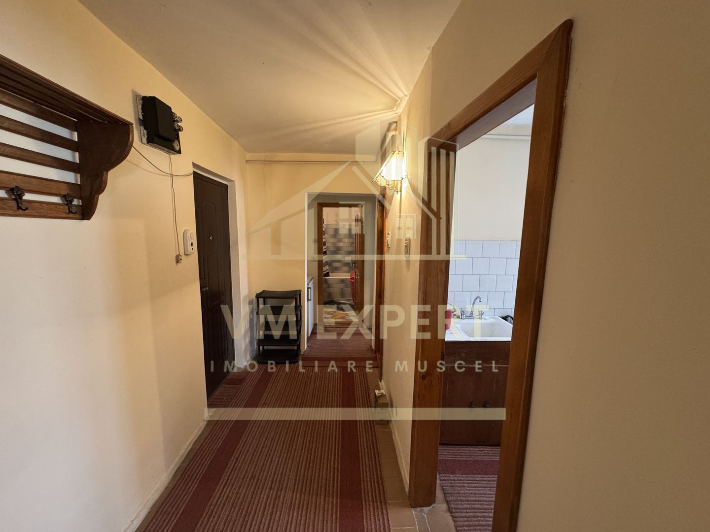 APARTAMENT 2 CAMERE 2 BALCOANE ETAJ 4 GRUI CAMPULUNG - Poză 8
