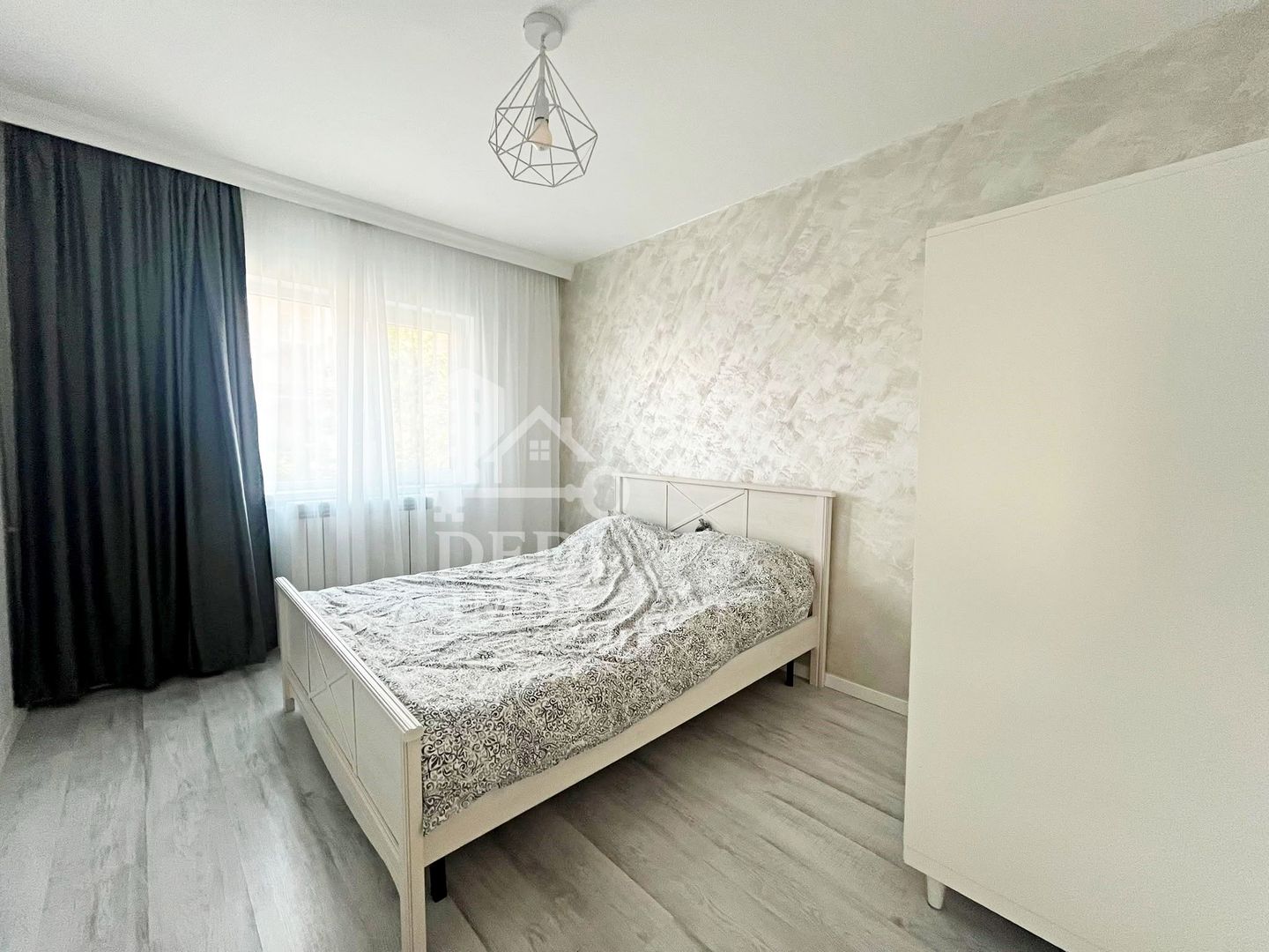 Apartament 3 camere de inchiriat in zona Decebal, Oradea - Poză 3