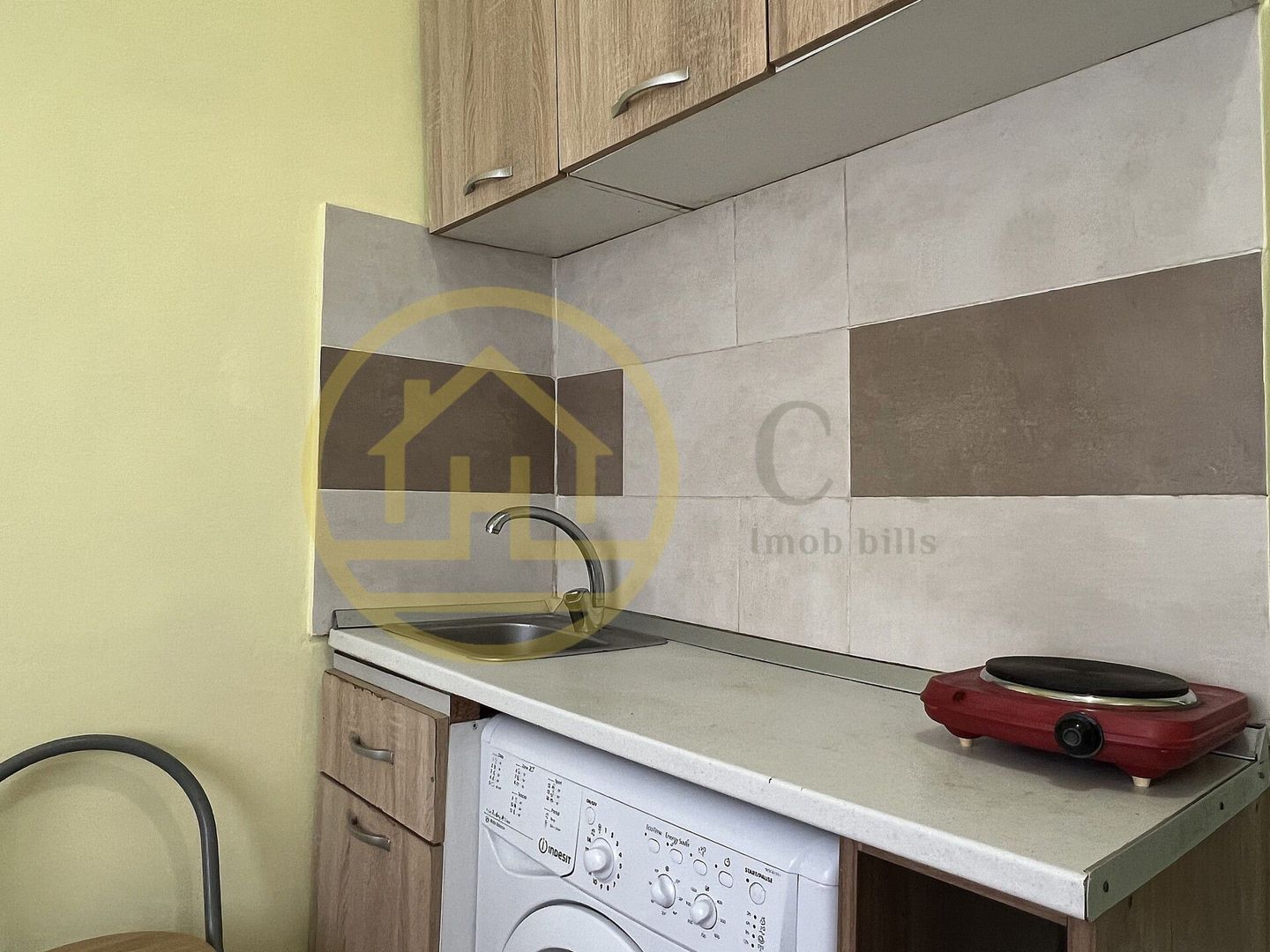 Garsoniera de vanzare zona Rogerius, Oradea - Poză 3