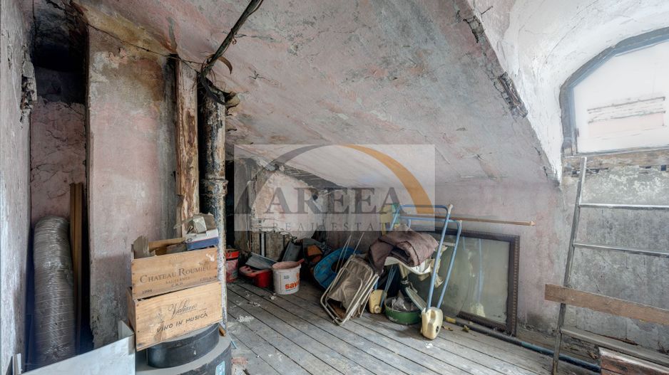Proprietate in vila, etaj, partial renovat - Pasajul Unirii - 154 mp - Poză 29