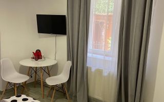 Casa in centrul vechi I 4 Camere I 108 mp I 70 mp teren - Poză 4