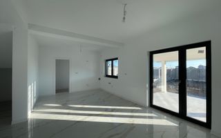 Duplex despartit prin camera tehnica - finisaje premium - Poză 3