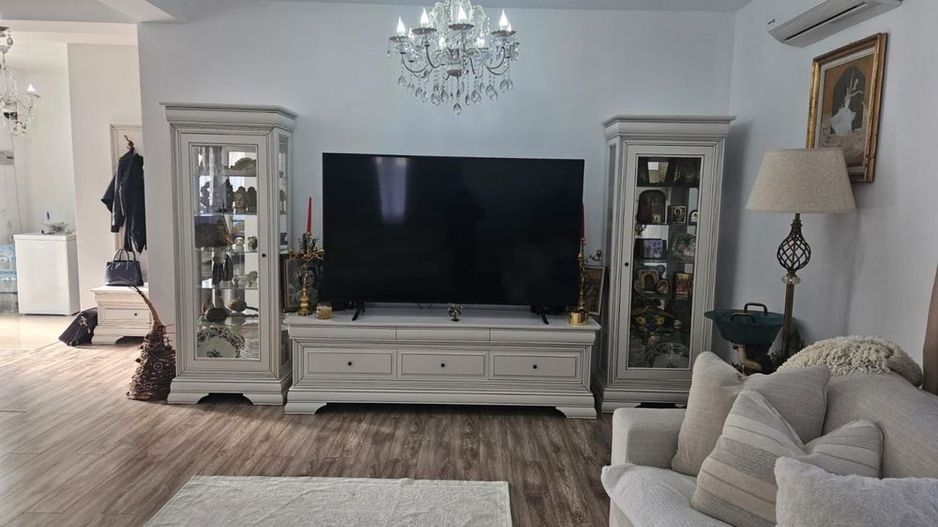 Casa individuala cu 4 camere | Mobilata | Otopeni - Poză 1