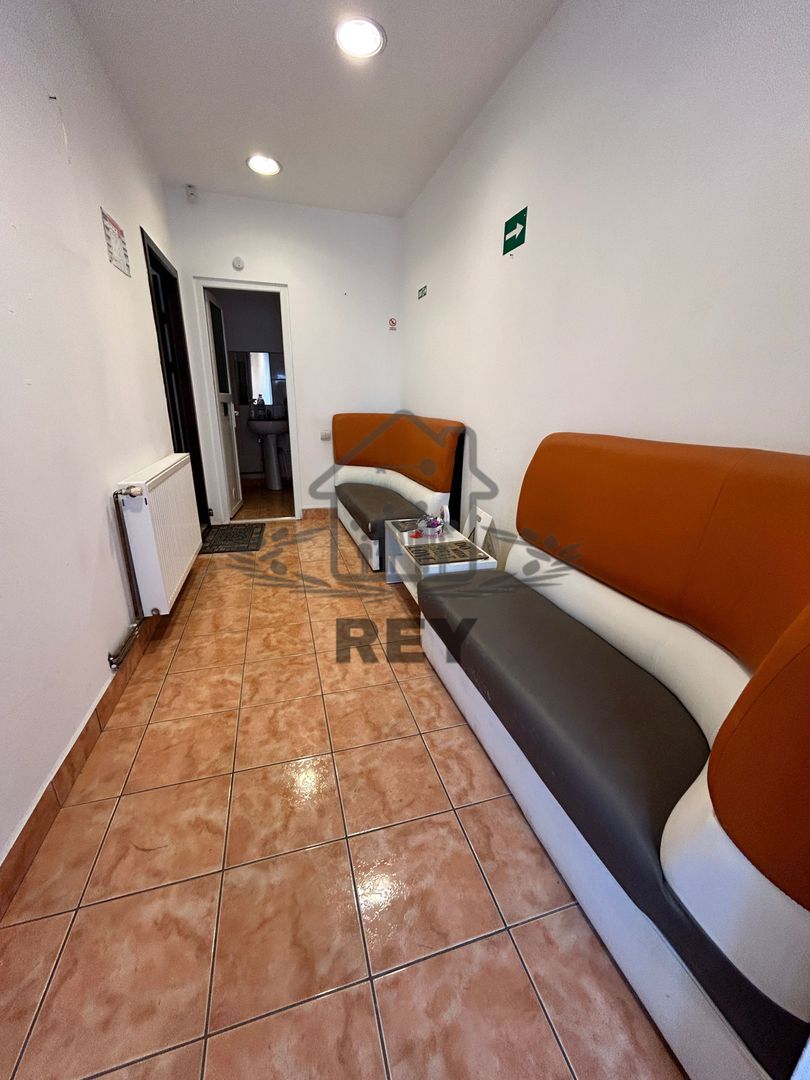 Ap. 108 mp– Parter, Centru Istoric, Pretabil Cabinet/Birou/Locuință/Reg Hotelier - Poză 2