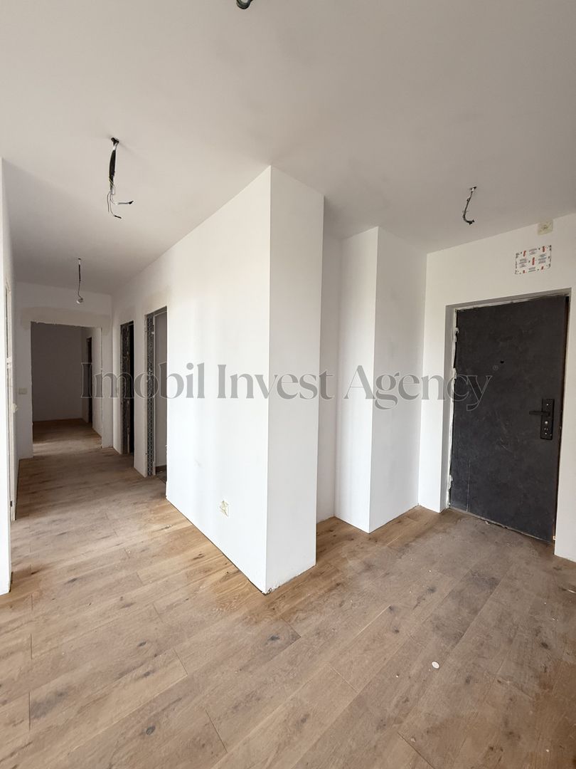 Apartament 3 camere de vanzare Pipera in bloc cu vedere la lac - Poză 7