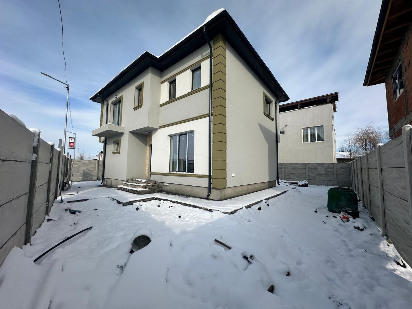 CASA INDIVIDUALA BRAGADIRU, TOATE UTILITATILE, CURTE 270 MP, COMIS 0% - Poză 1