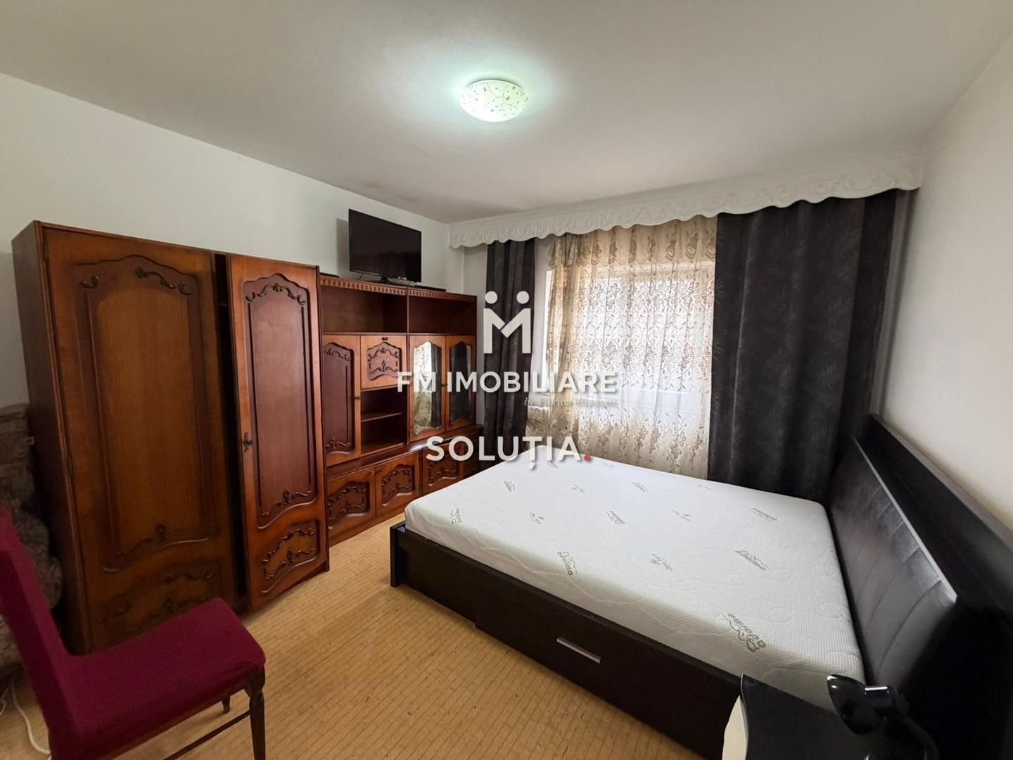 De închiriat apartament 2 camere, decomandat, situat la etajul 2. - Poză 6