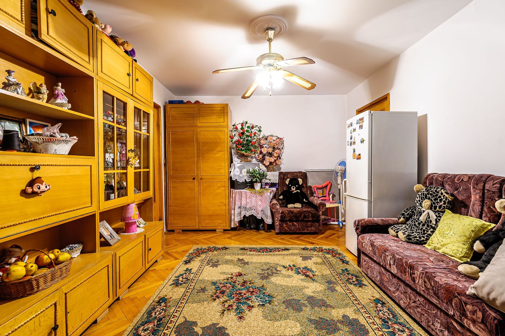 Apartament cu 3 camere la bloc - Poză 3