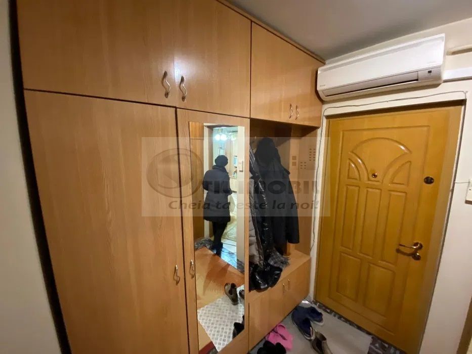 APARTAMENT 2 CAMERE ZONA NICOLINA - 350 EURO - Poză 6