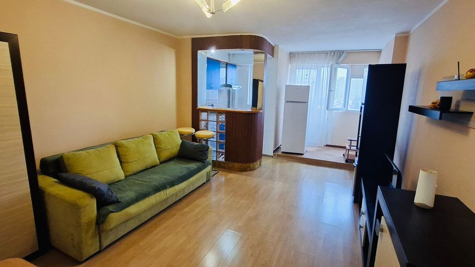 Garsoniera mobilata, bloc 1981, Bld. Chisinau- Basarabia - Poză 1