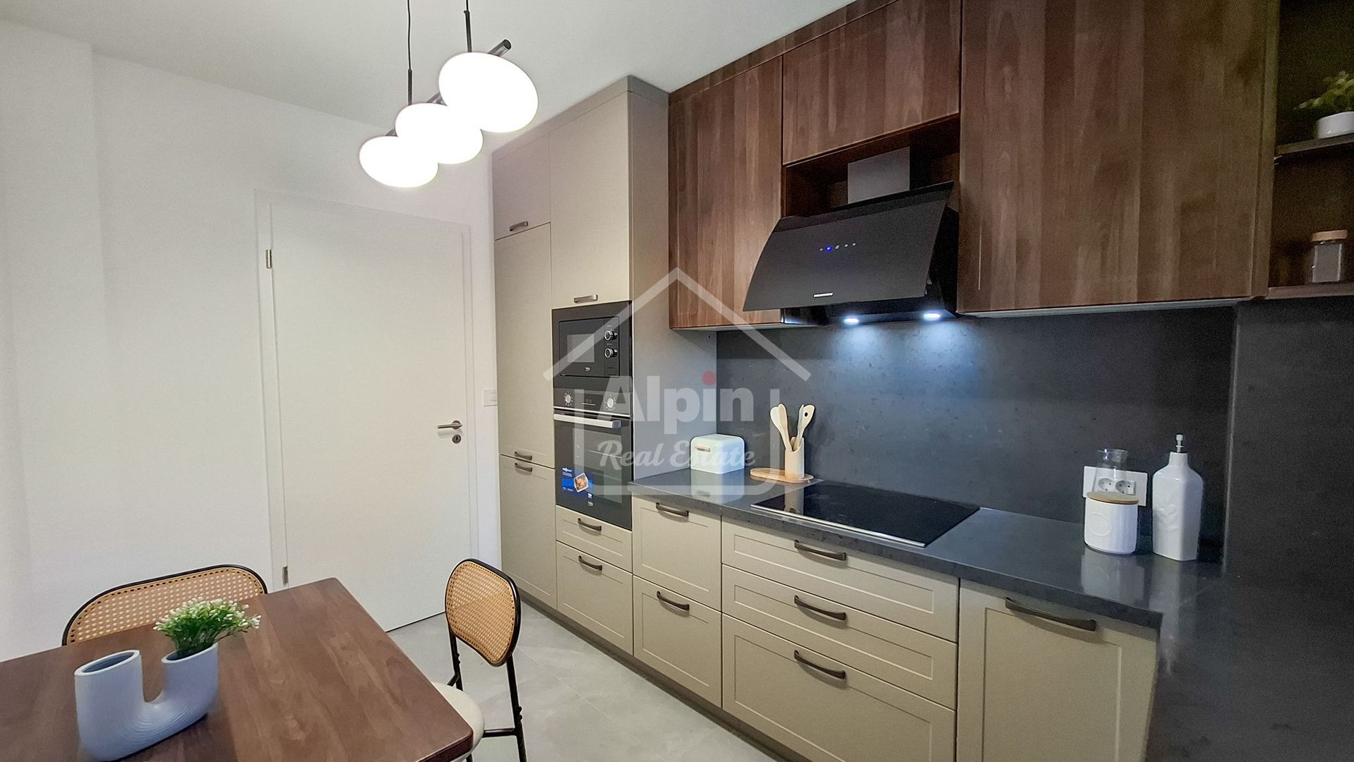 Design Modern Finisaje Premium I Blumana - Poză 16