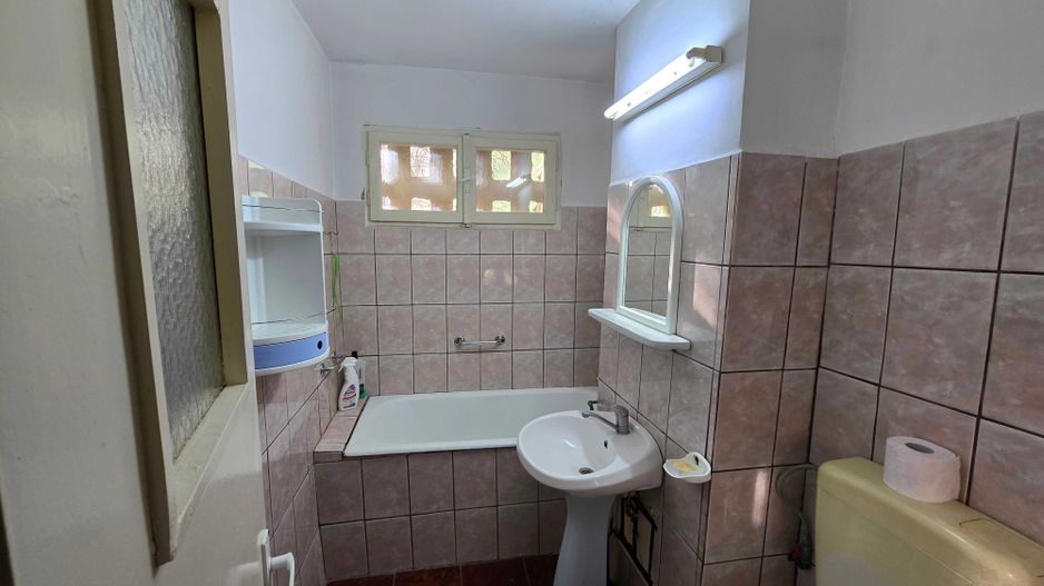 2 camere cf 1 zona Sagului-CENTRALA-parter cu balcon - Poză 8