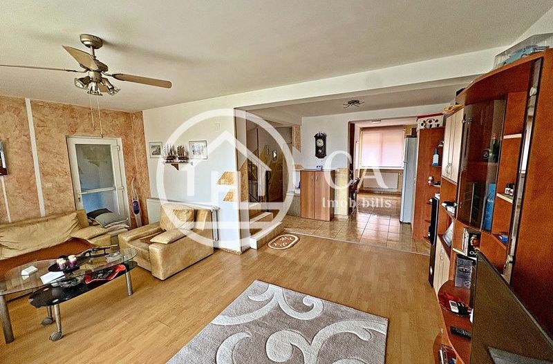 Casă de închiriat cu 4 camere în Sântandrei, Bihor - Poză 2