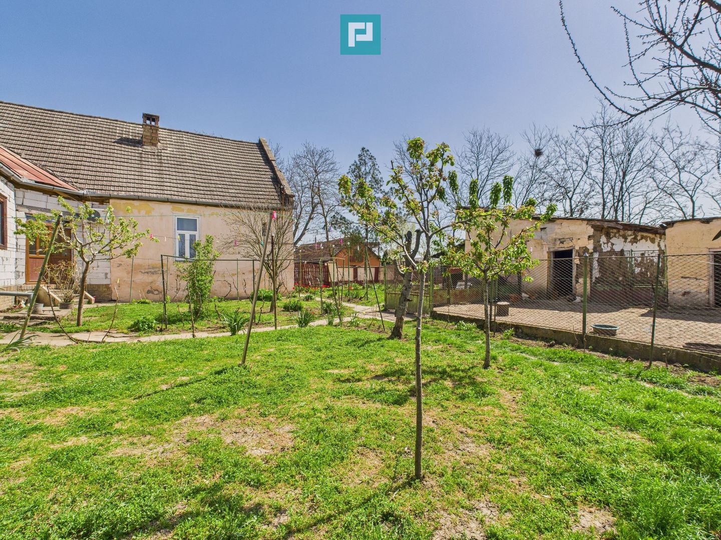 Casă cu Grădină Mare la 30 km de Timișoara - Poză 15