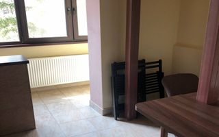 Apartament cu 3 camere, balcon închis 8mp, zona Diana, Gheorgheni. - Poză 3