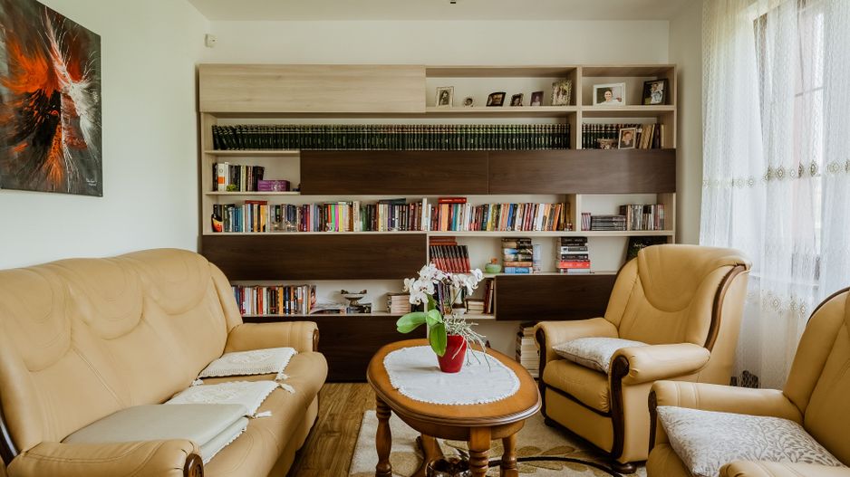 Vilă cu piscină în Fântânele - Poză 6