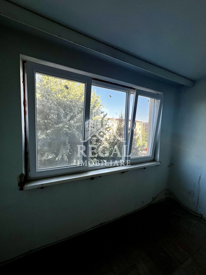 Apartament cu 2 camere și balcon mare, Micro 3 – pregătit ptr renovare - Poză 5