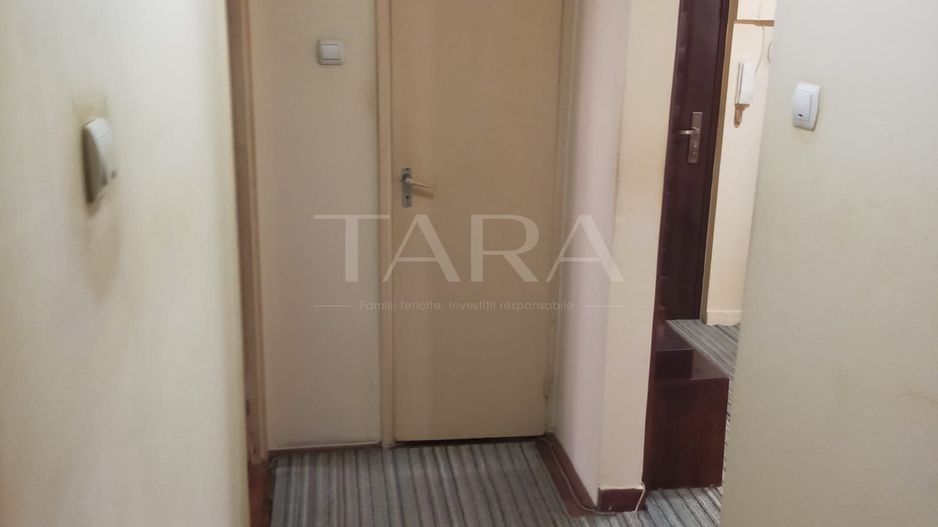 Apartament cu 3 camere decomandate, 2 băi și 2 beciuri, Mănăștur . - Poză 11