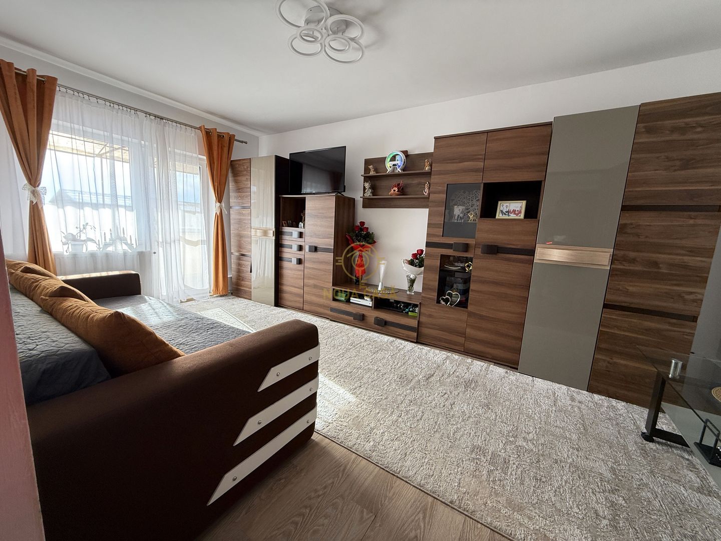 De vanzare Apartament Decomandat 3 Camere Zona Buna/Mobilat/Utilat - Poză 3