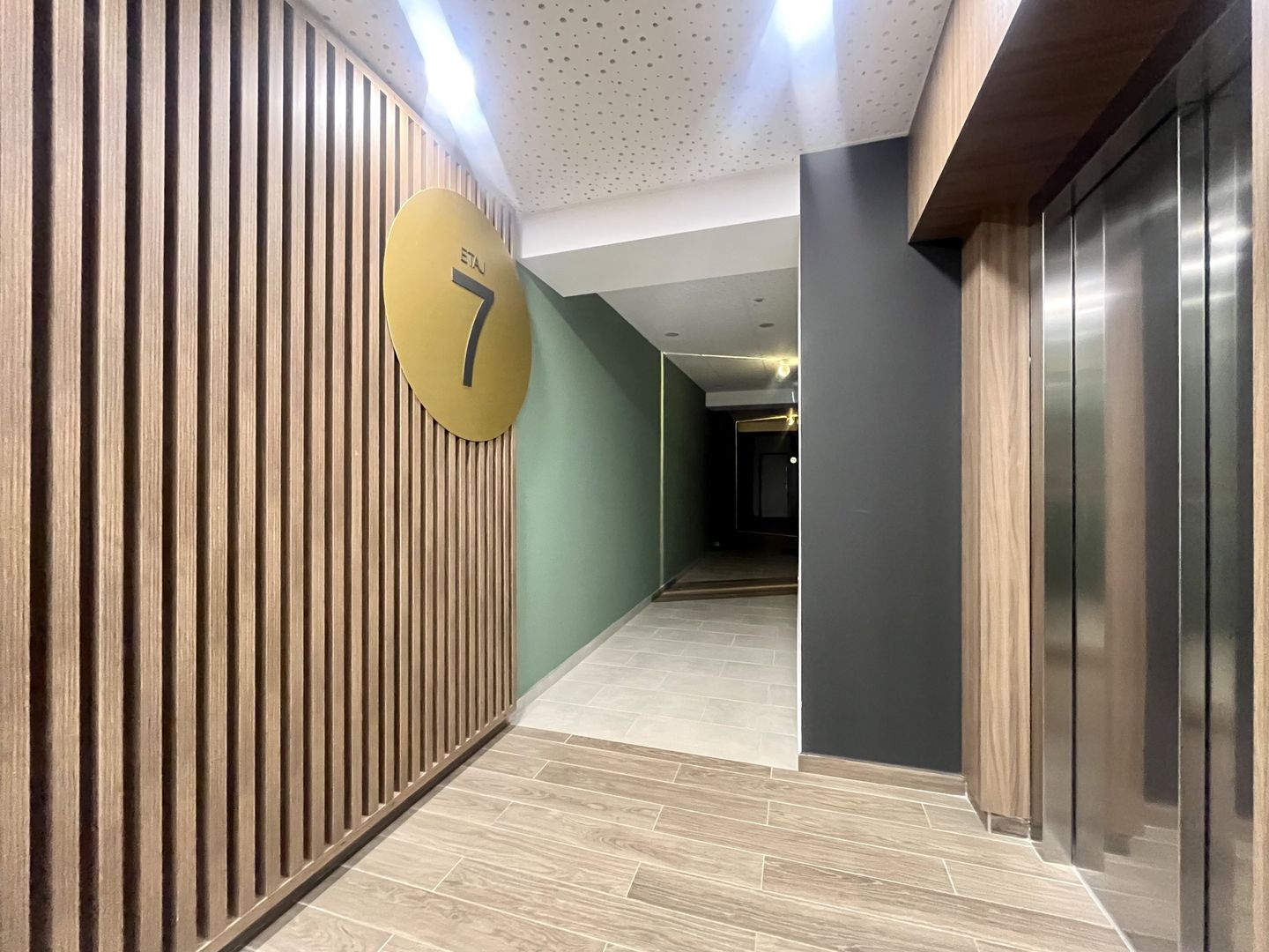 Apartament 2 camere, elegant si vibrant,  zona Central- City of Mara - Poză 18