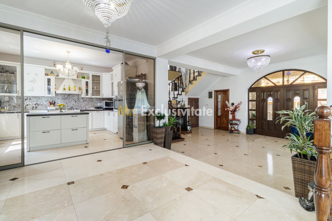 Vila impresionata 550mp util, 300mp teren - Poză 33