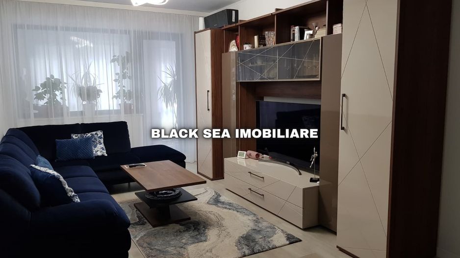 Apartament 3 Camere – 90 mp utili – Două Locuri de Parcare – - Poză 1