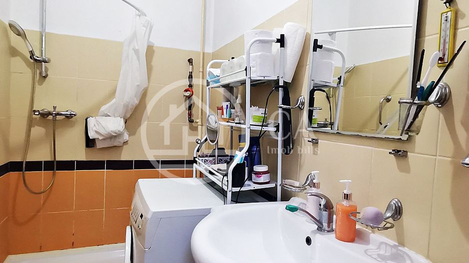 Apartament cu 2 camere de vanzare in zona Dacia Oradea - Poză 7