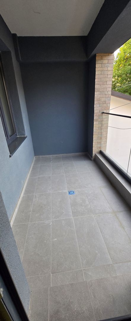 De inchiriat-apartament 2 camere, decomandat, etaj 1/5, Dr. Taberei - Plaza Mall - Poză 7