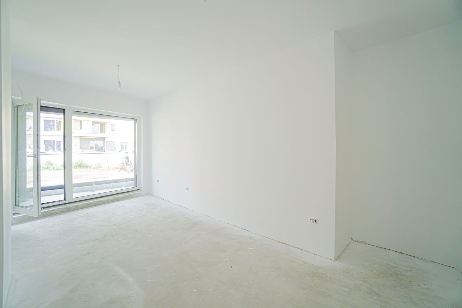Tomis Nord/Carrefour-Vanzare apartament cu 2 camere, bloc nou. - Poză 3