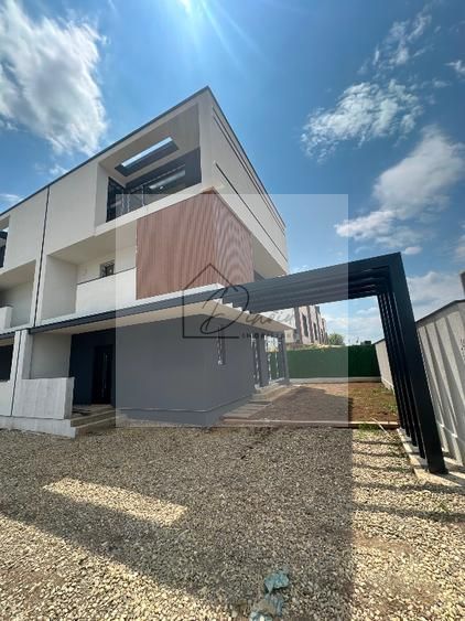 Vila duplex de vanzare Pipera Matei Millo I  COMISION 0% - Poză 1