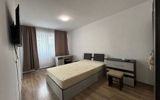 Garsoniera 30 mp, centrala proprie, balcon, zona UMF - Poză 1
