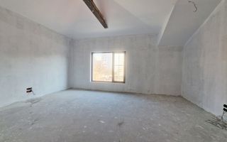 4 camere tip vila | Boxa | 144 mp utili - Poză 13