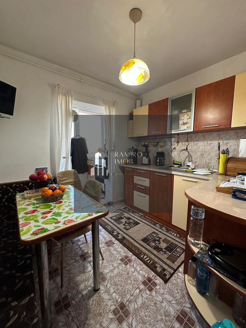 3 Camere - 70 mp si Boxa - Metrou 1 Decembrie la 5 Minute - Poză 5