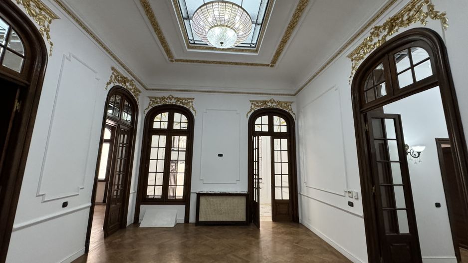 Universitate 20 camere arhitectura interbelica garaj curte piscina - Poză 3