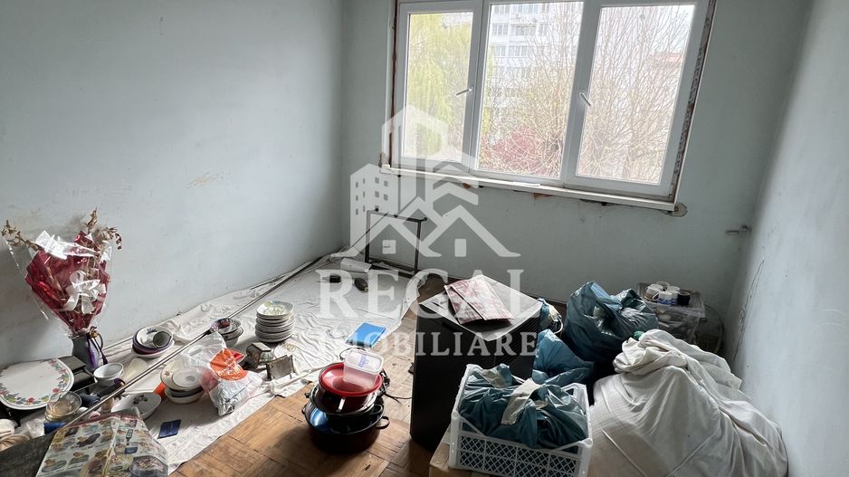 Apartament de vanzare 2 camere, in zona Micro 3 - Poză 6