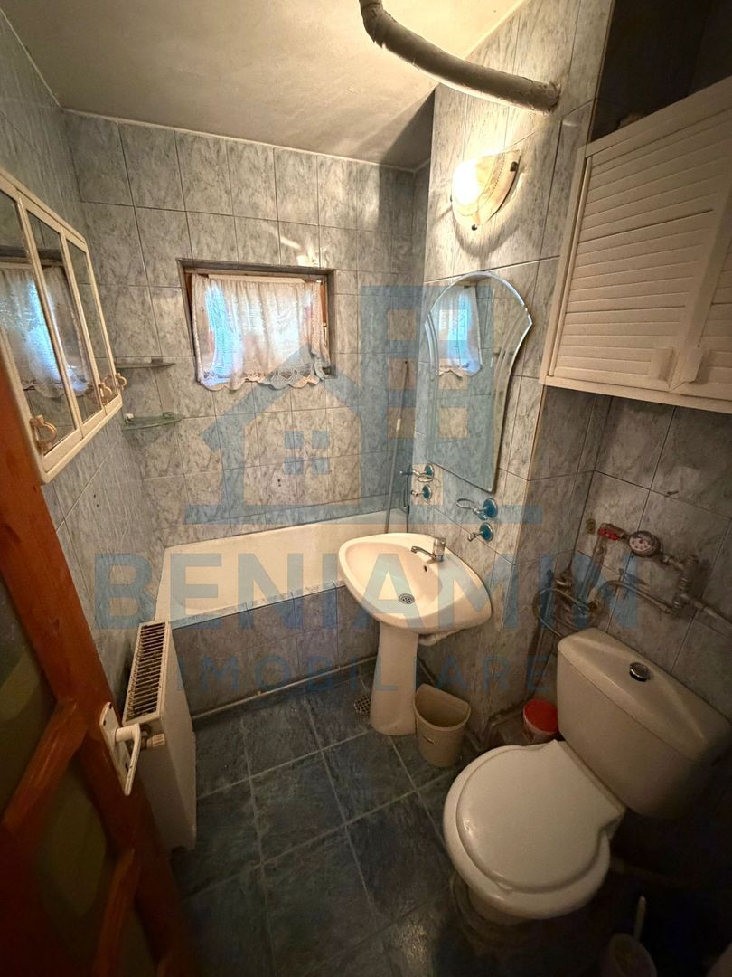 3 camere - parter - 55mp - centrala proprie - Craiovita - Materna - Poză 9