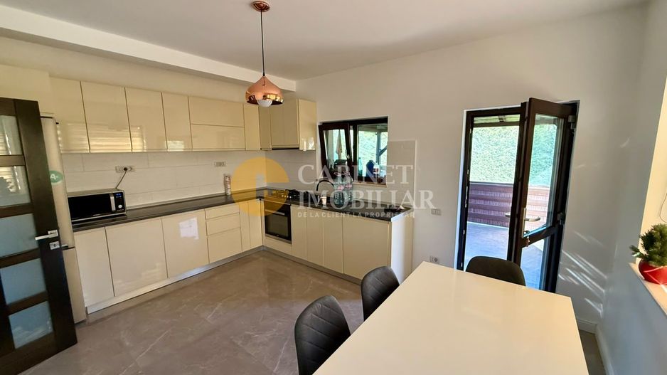 CASA 5 CAMERE--2 BAI--800MP TEREN-- LIBERA - Poză 5