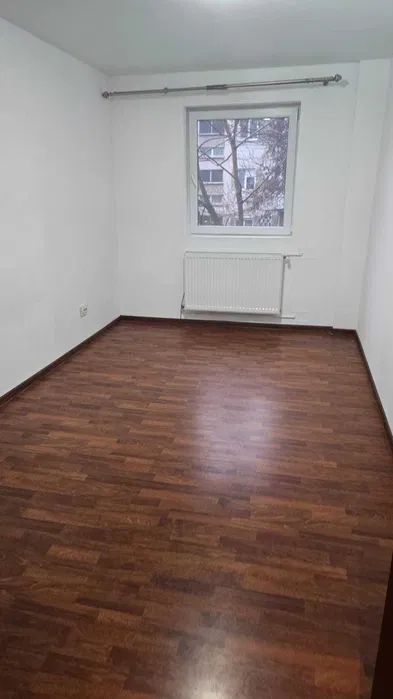 Dacia | 3 Camere | Etaj 1 - Poză 3