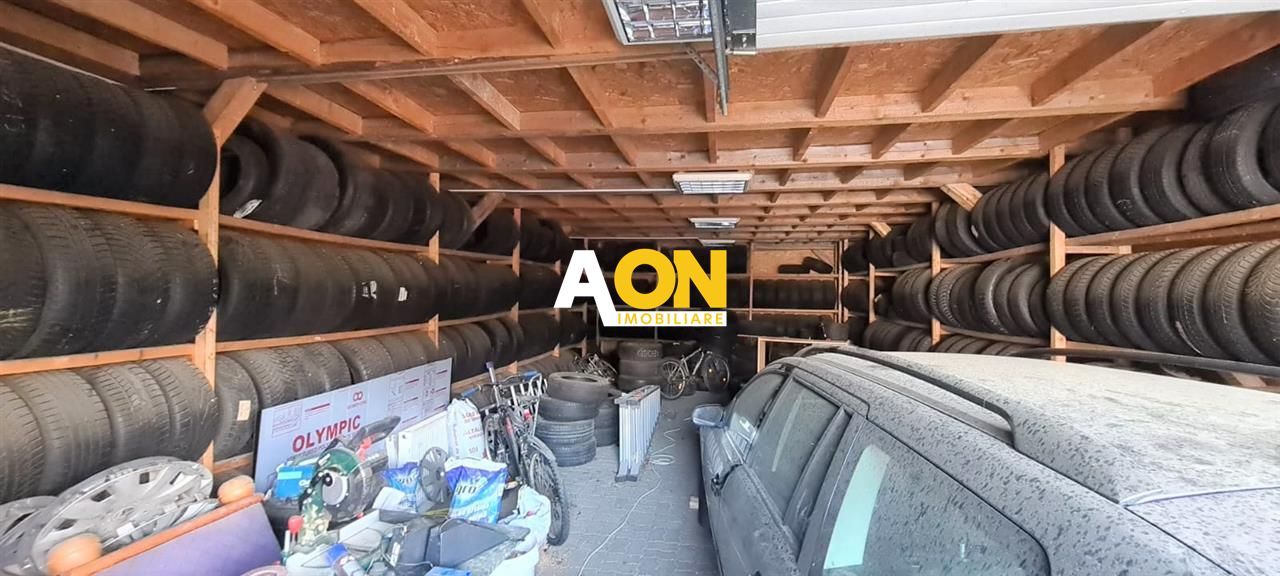 Casa pentru 2 familii, 7 Camere, 2 Garaje, 1500MP Teren - Poză 5