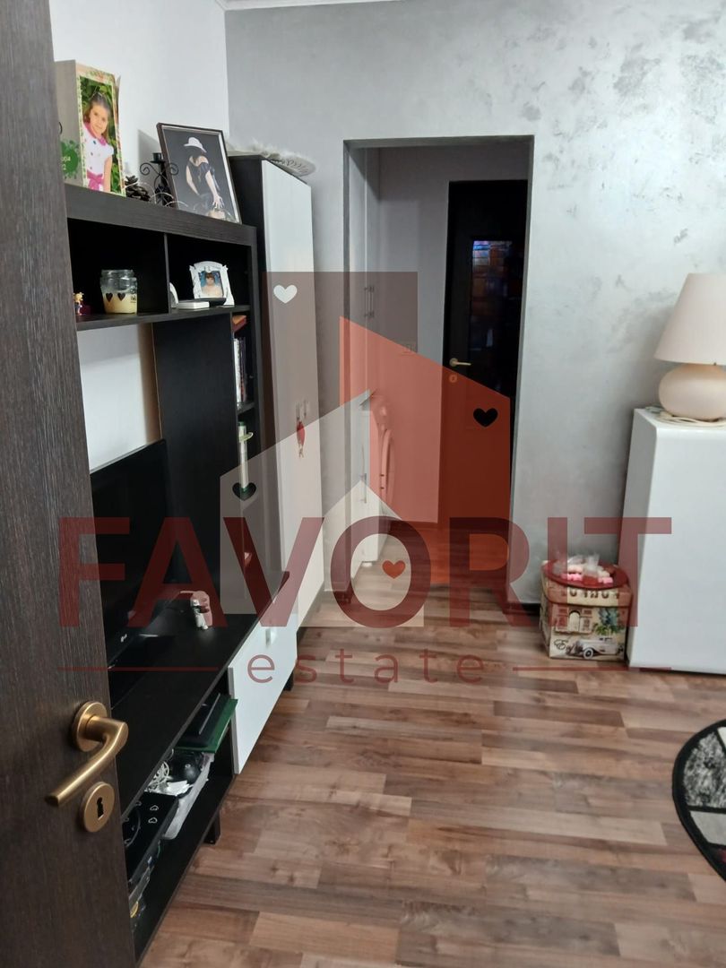 2 camere, semidecomandat | etaj 5 | centrala proprie | 2 balcoane | zona buna - Poză 2