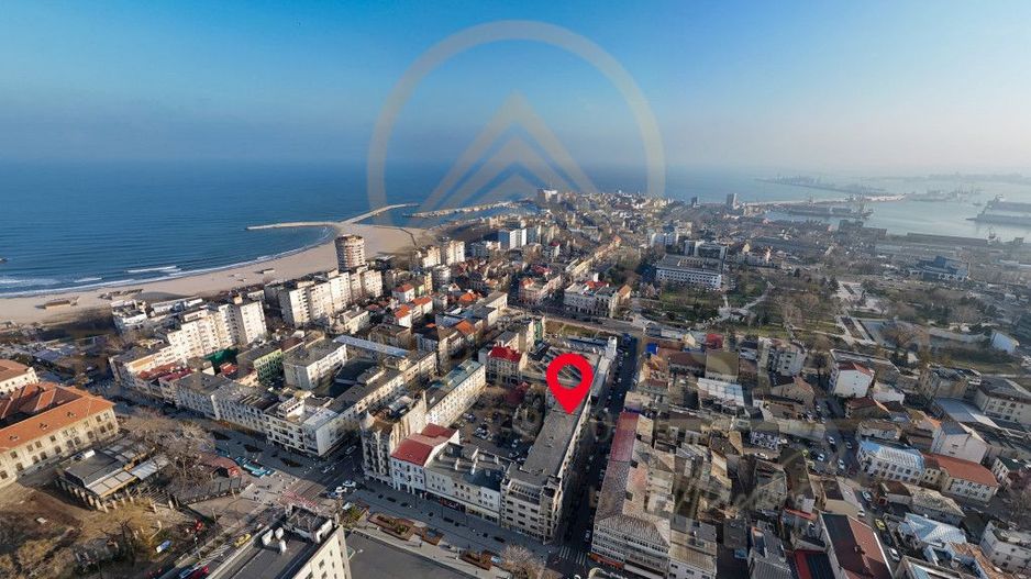 Ultracentral - Apartament cu 7 camere situat la etaj 1 , vedere bilaterală. - Poză 1