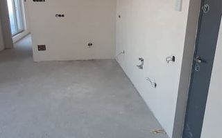 Vânzare Apartament 3 Camere Semidecomandat.Terasă 21 mp. - Poză 1