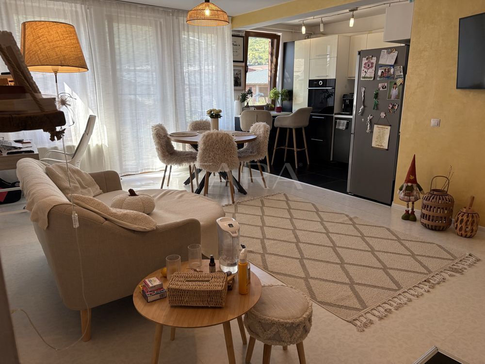 Apartament cu 3 camere, 2 balcoane și parcare inclusă, etaj 1. - Poză 3