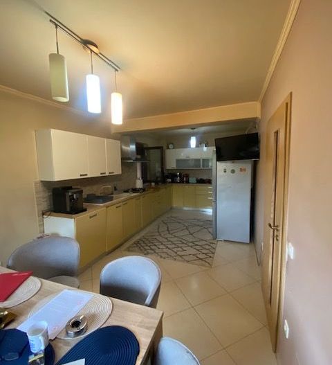 Duplex cu piscina Dumbravita Zona PADURE - Poză 34