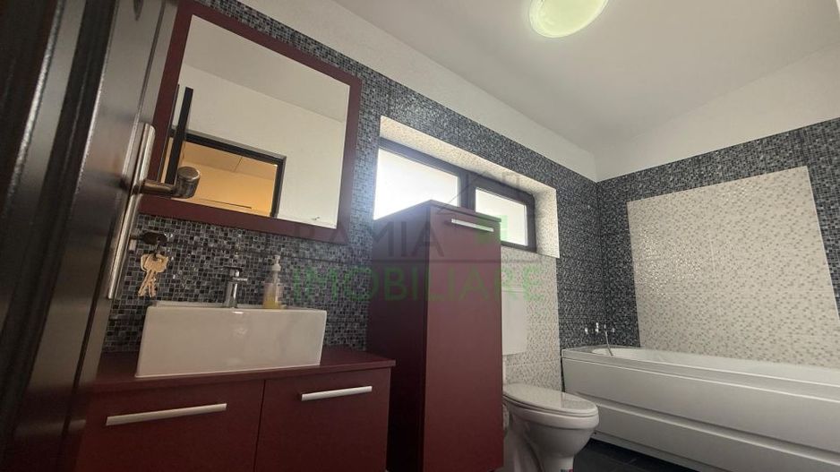 Casă Înșiruită Hărman 4 Camere, Curte Teren 225 mp - Poză 10