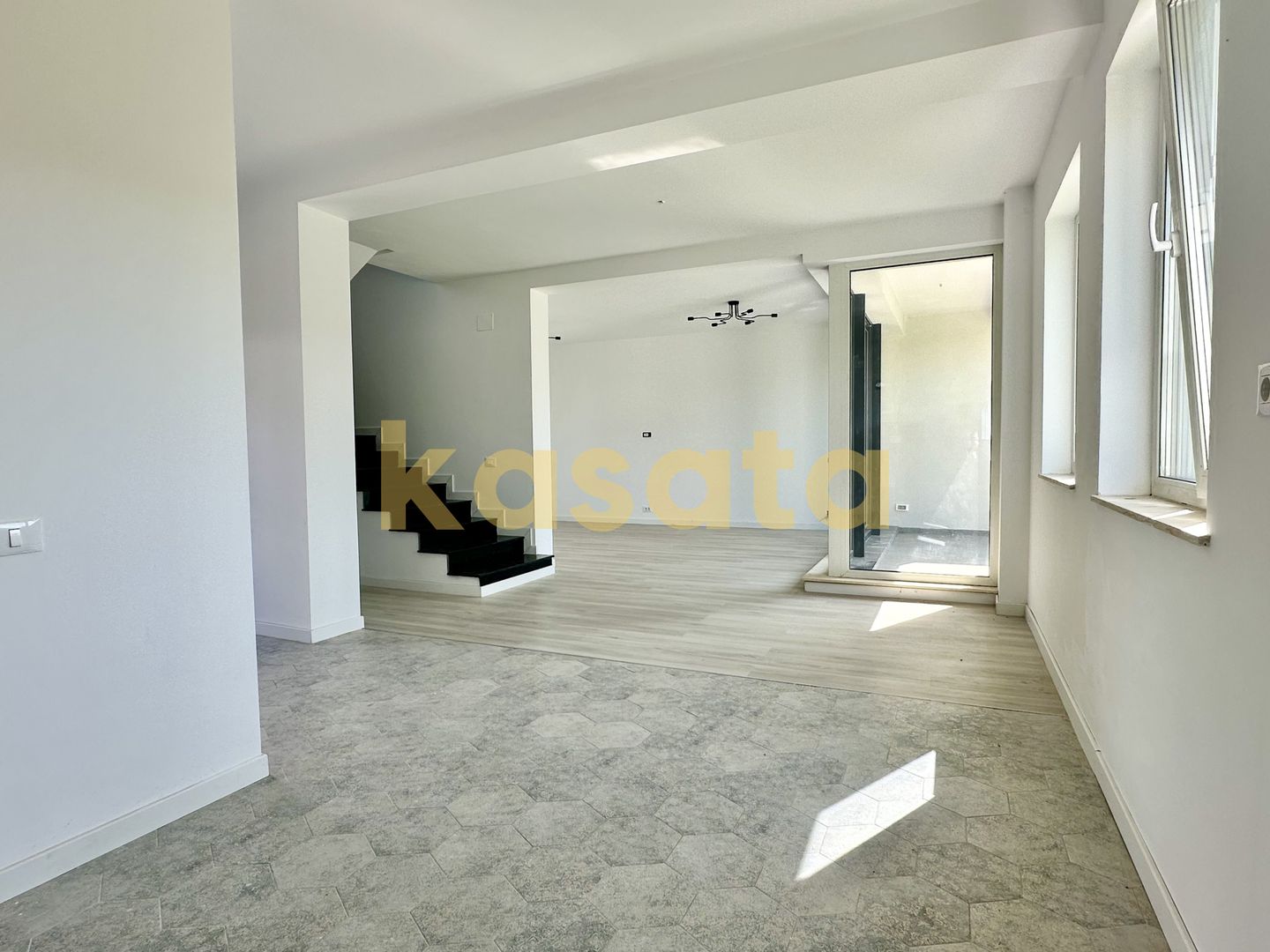 Casa 4 camere | Toate utilitatile | Otopeni | Nu se aplica TVA - Poză 11