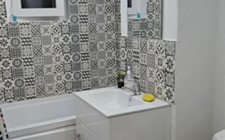 De inchiriat apartament 2 camere, Piața Centrală, et. 4, renovat, 450 eur - Poză 6