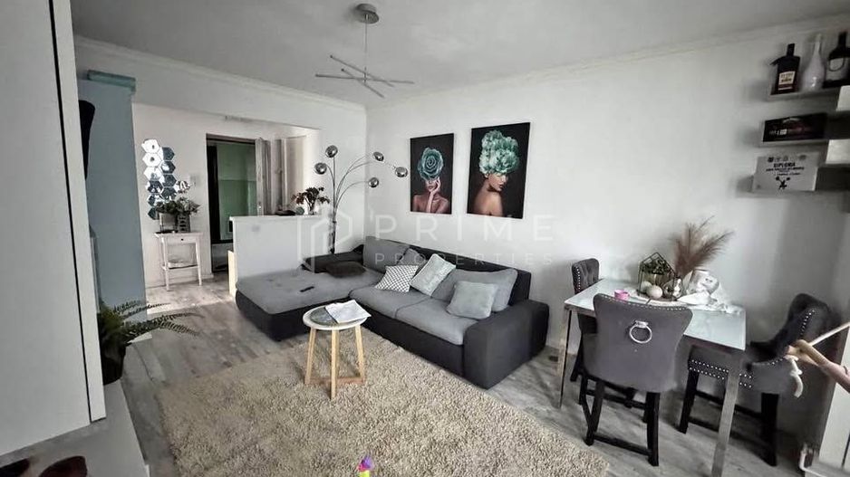 Apartament cu 3 camere complet renovat – zonă centrală, Târgu Mureș - Poză 1