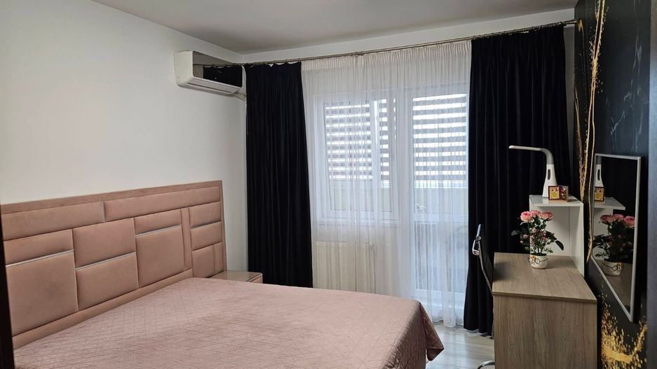 AP. 2 CAMERE APARATORII PATRIEI, CENTRALA, PARCARE, METROU 15 MINUTE - Poză 1